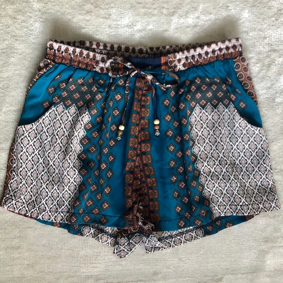 Silk Patterned Shorts - Picture 2 of 5